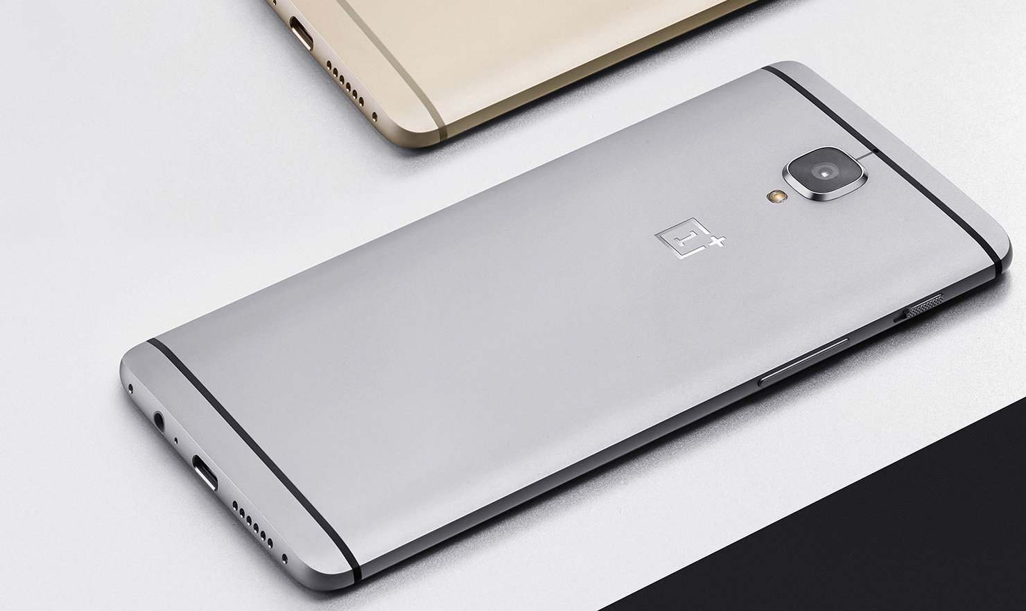 recensione oneplus 3 lato 4