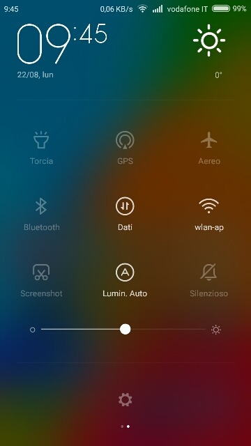 Come sostituire il music player nella barra delle notifiche di MIUI V6 con l'orologio 1
