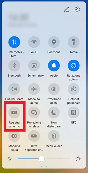 l'interruttore registra schermo raggiungibile dalle impostazioni rapide per essere individuato più facilmente ha un riquadro rosso intorno