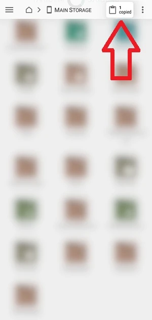 da fx file explorer con una freccia è indicata la voce 1 Copied