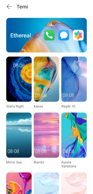 sezione temi con in anteprima la schermata lock screen dei temi e le icone