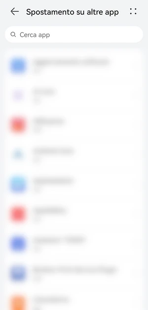 schermata spostamento su altre app con lista di applicazioni sotto che sono sfocate