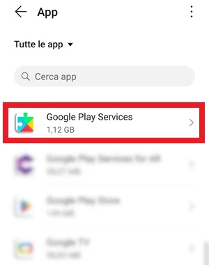 con un riquadro rosso da tutte le app è evidenziata l'applicazione google play services