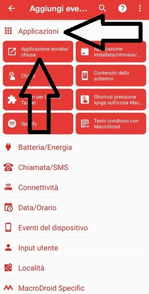 da macrodroid è indicata con una freccia nera la voce applicazioni e con un'altra freccia nera la voce applicazioni avviata / chiusa