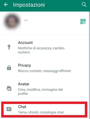 dalle impostazioni è selezionata la voce chat ed è in evidenza con una cornice rossa