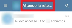 da telegram la voce attendo la rete è incorniciata in rosso su sfondo blu