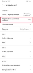 schermata delle impostazioni dell'app telefono con in evidenza la voce registrazione automatica chiamate