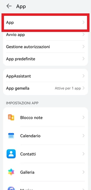 dalle impostazioni app del telefono è inquadrata in rosso la voce app