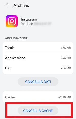 dalla pagina delle impostazioni del telefono, nella sezione archivio di instagram è in risalto con un riquadro il pulsante cancella cache
