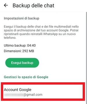 dalla pagina backup delle chat di whatsapp, è in evidenza con una cornice rossa la voce account google