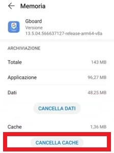 dalla sezione memoria di gboard che si trova nelle impostazioni del telefono, il pulsante cancella cache è messa in risalto da una cornice rettangolare rossa intorno