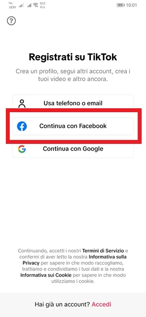 dalla schermata di registrazione di tiktok è in risalto con una cornice rossa intorno la voce continua con facebook per potersi registrare
