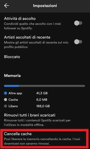 dalle impostazioni di spotify è in risalto la voce cancella cache