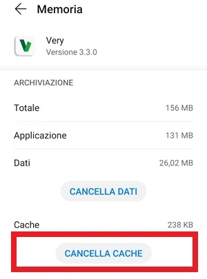 dalla sezione memoria di very, è messo in evidenza il pulsante cancella cache